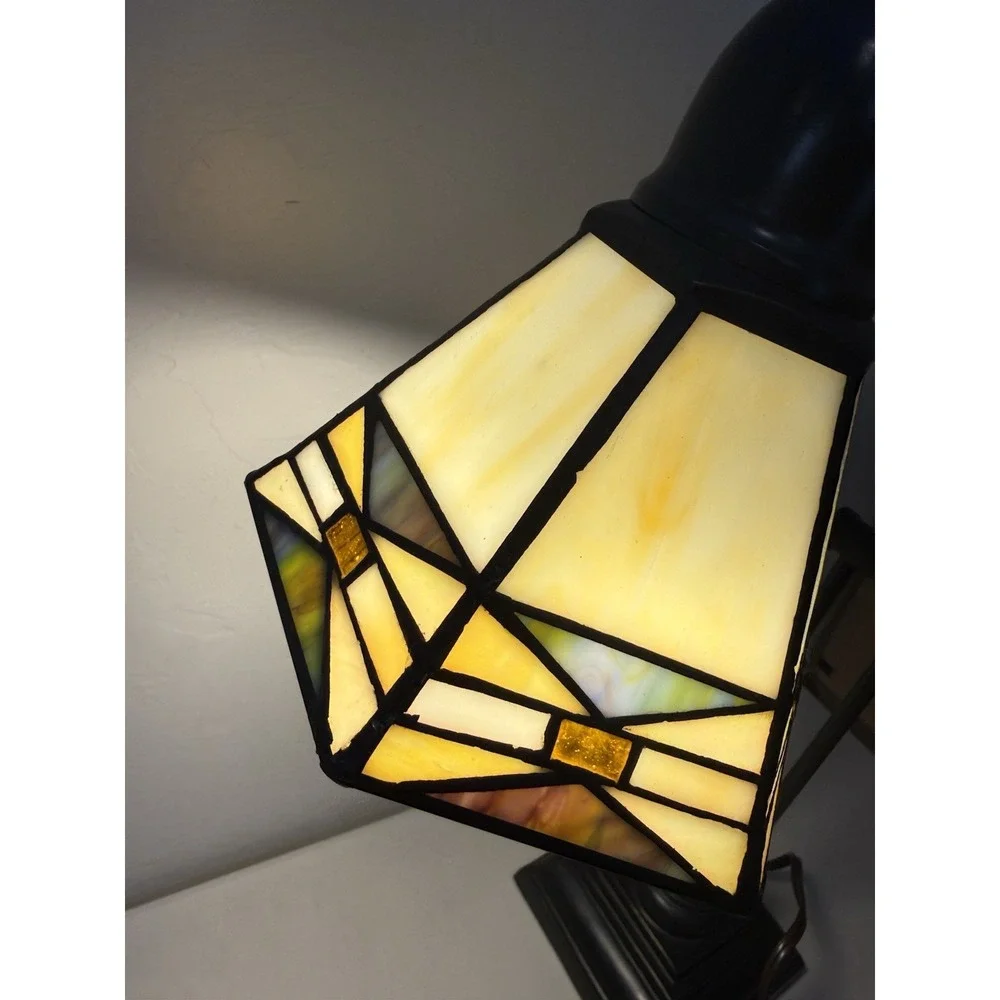 Dale Tiffany bring timeless